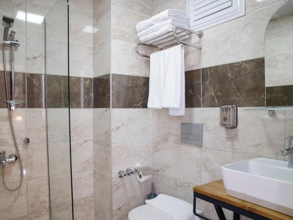 AF-RA Hotel : photo 3 de la chambre chambre double Économique