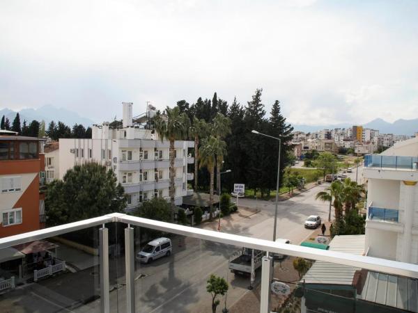 AF-RA Hotel : photo 4 de la chambre chambre double Économique