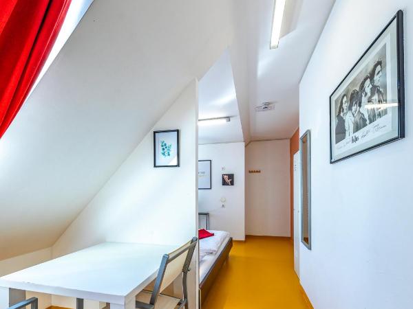 A&T Hotel & Hostel : photo 3 de la chambre chambre double confort