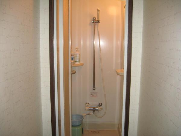 Sapporo Inn Nada : photo 1 de la chambre chambre lits jumeaux de style japonais avec salle de bains commune