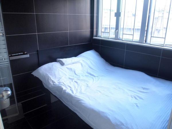 香港柏林商务宾馆 : photo 6 de la chambre chambre lit queen-size