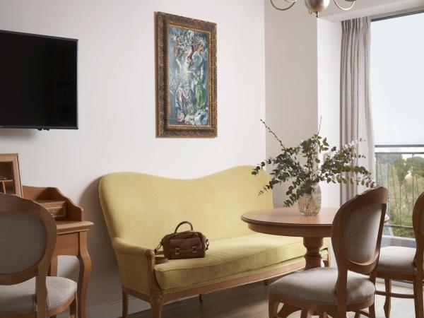 Legacy Gastro Suites : photo 4 de la chambre suite el - vue sur mer