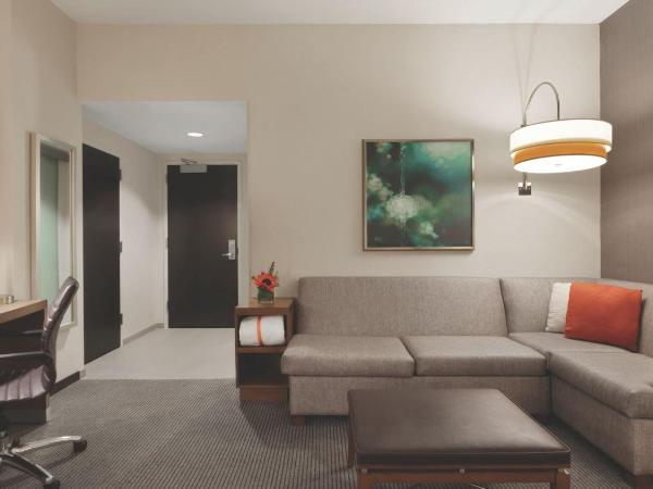 Hyatt Place Baltimore Inner Harbor : photo 2 de la chambre chambre lit king-size avec canapé-lit - Étage supérieur