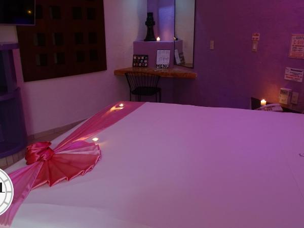 Motel Las Cerezas : photo 2 de la chambre chambre double