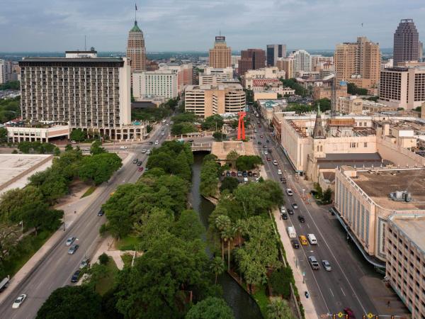 San Antonio Marriott Riverwalk : photo 2 de la chambre chambre double ou king avec vue sur l'eau
