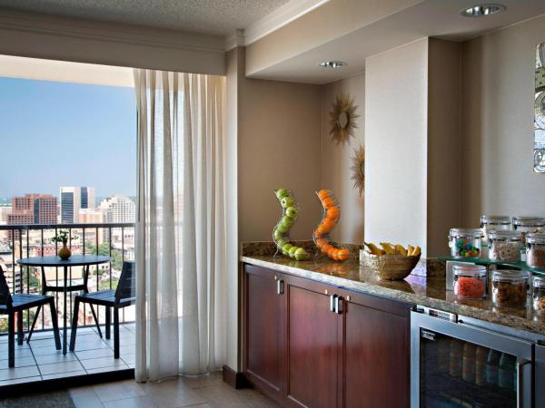 San Antonio Marriott Riverwalk : photo 5 de la chambre chambre double ou king concierge