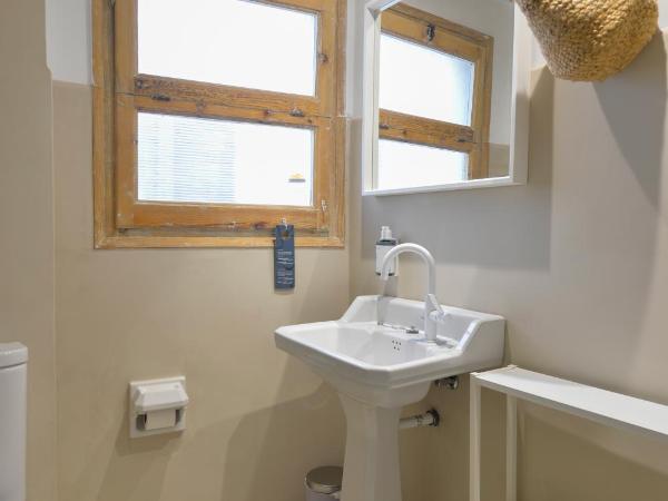 Hostal Boutique Sa Nansa : photo 9 de la chambre chambre triple – vue sur intérieur