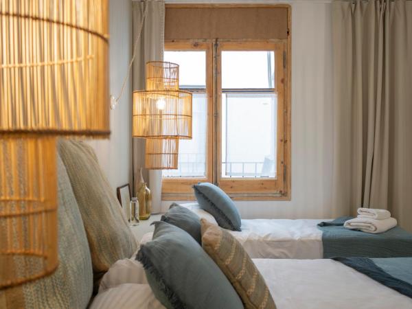 Hostal Boutique Sa Nansa : photo 10 de la chambre chambre triple – vue sur intérieur