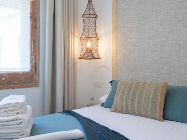 Hostal Boutique Sa Nansa : photo 1 de la chambre petite chambre double - vue sur extérieur