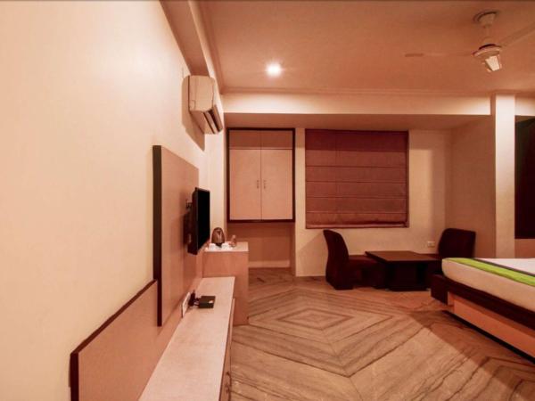 Hotel The Prime : photo 3 de la chambre chambre familiale