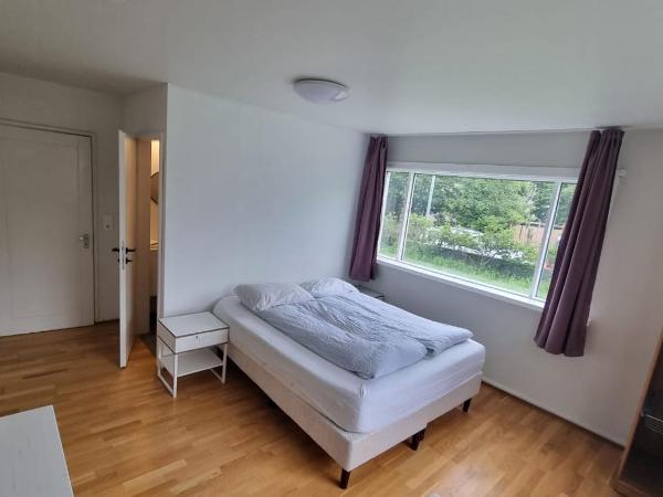 Igdlo Guesthouse : photo 2 de la chambre chambre double avec salle de bains privative