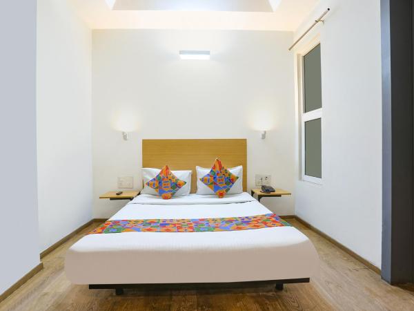 FabHotel Sky Land : photo 2 de la chambre chambre double supérieure