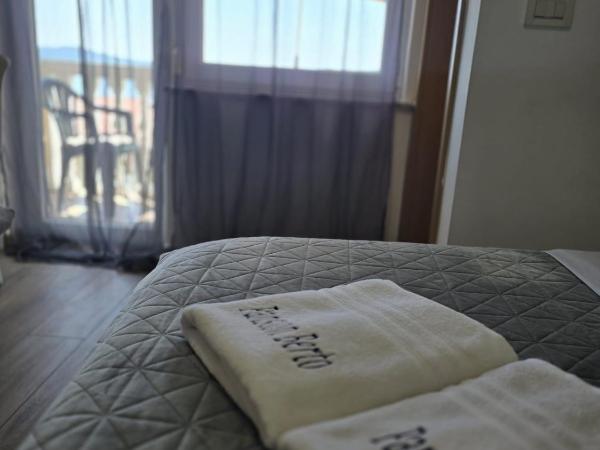 Guest House Berto : photo 2 de la chambre chambre double avec balcon - vue sur mer