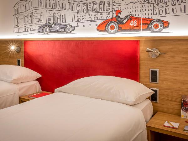 NEW OPENING 2022 - Los Lorentes Hotel Bern City : photo 10 de la chambre chambre lits jumeaux avec kitchenette - vue sur cour