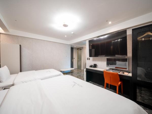 Hotel Voll : photo 8 de la chambre chambre 2 lits king-size