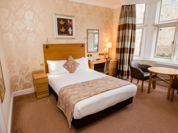 Weetwood Hall Estate : photo 4 de la chambre chambre double cosy