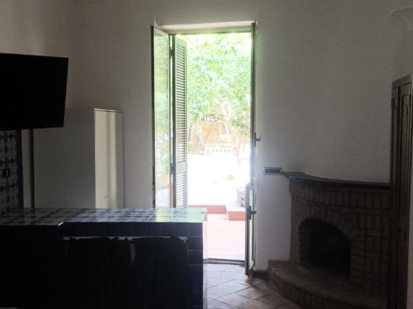 Il giardino nascosto : photo 4 de la chambre grande chambre double