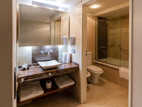 Blank Hotel Recoleta : photo 6 de la chambre chambre lit king-size avec baignoire spa