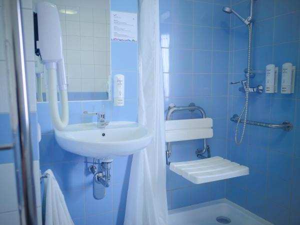 Hotel Nadmorski : photo 3 de la chambre chambre familiale