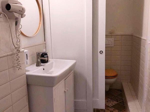 GoodMo Budapest Smart Rooms : photo 6 de la chambre lit dans dortoir mixte de 8 lits 