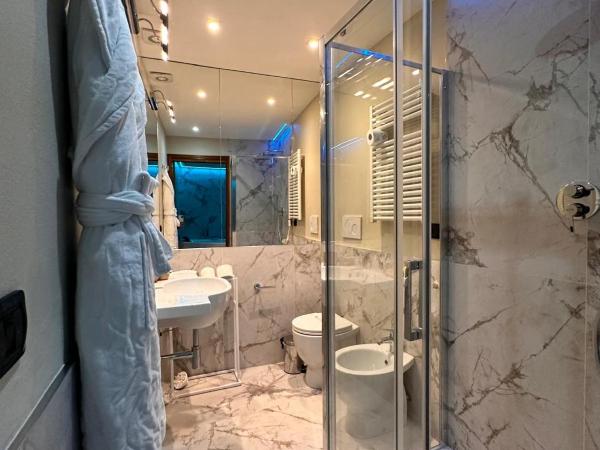 Renascentia in Florence - Adults Only : photo 8 de la chambre studio avec baignoire spa