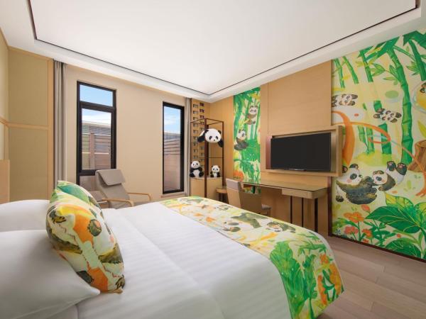 Courtyard by Marriott Shanghai International Tourism and Resorts Zone : photo 6 de la chambre chambre lit king-size deluxe avec balcon