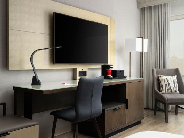 Louisville Marriott Downtown : photo 4 de la chambre chambre lit king-size ou double - Étage concierge 