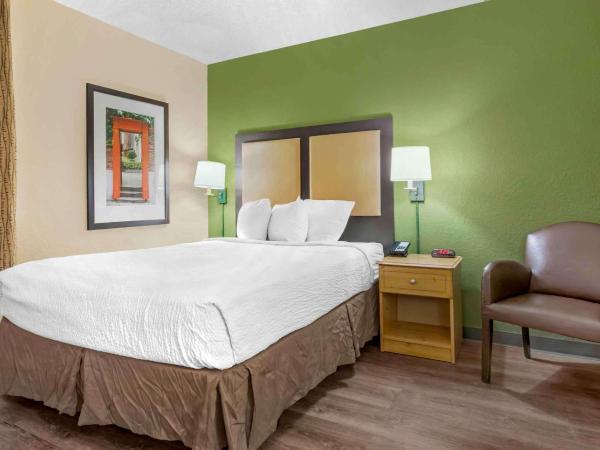 Extended Stay America Select Suites - Orlando - Southpark - Equity Row : photo 1 de la chambre studio lit queen-size - non-fumeurs