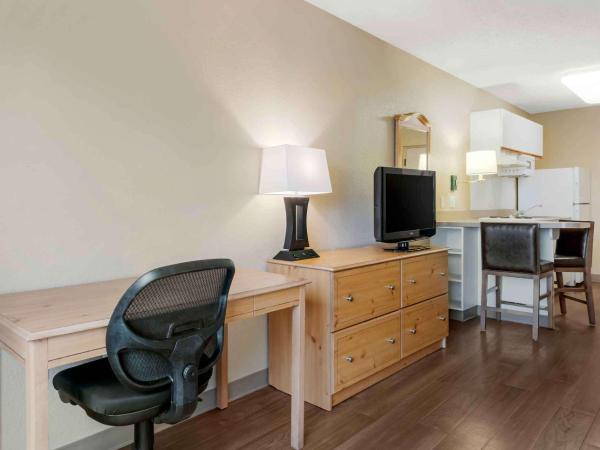 Extended Stay America Select Suites - Orlando - Southpark - Equity Row : photo 3 de la chambre studio avec 2 lits queen-size – non-fumeurs