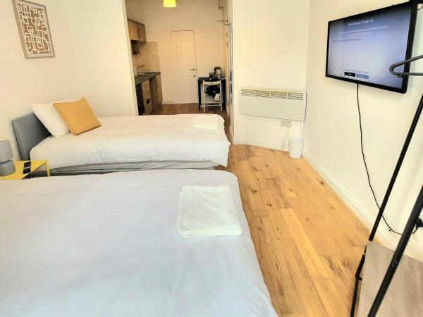 London En-suite Double Rooms - Leytonstone E11 : photo 5 de la chambre chambre lits jumeaux