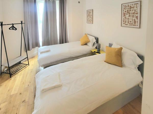 London En-suite Double Rooms - Leytonstone E11 : photo 3 de la chambre chambre lits jumeaux