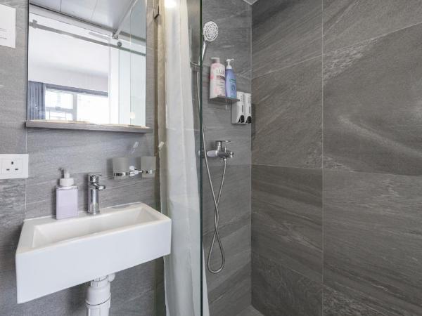 薈棧賓館 Blooms-bury inn : photo 10 de la chambre chambre double avec salle de bains privative