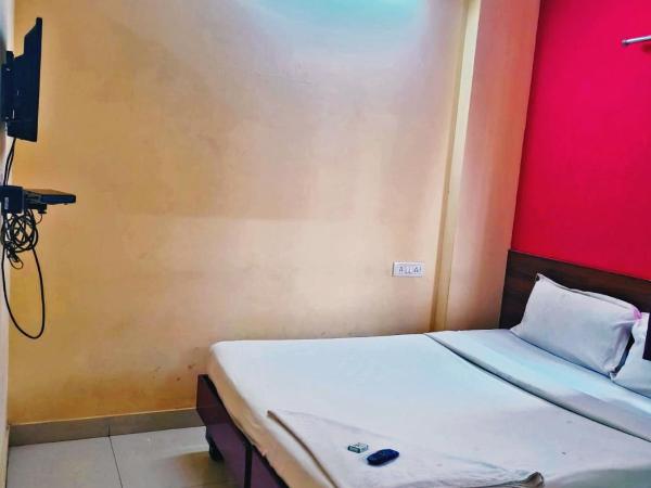 JJ Comfort Guest House : photo 2 de la chambre chambre double standard avec ventilateur