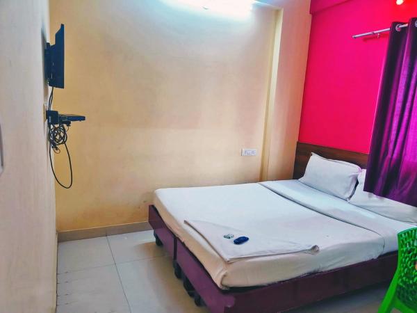 JJ Comfort Guest House : photo 9 de la chambre chambre double standard avec ventilateur