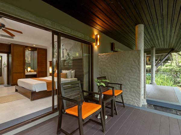 Khaolak Wanaburee Resort - SHA Extra Plus : photo 8 de la chambre chambre manoir