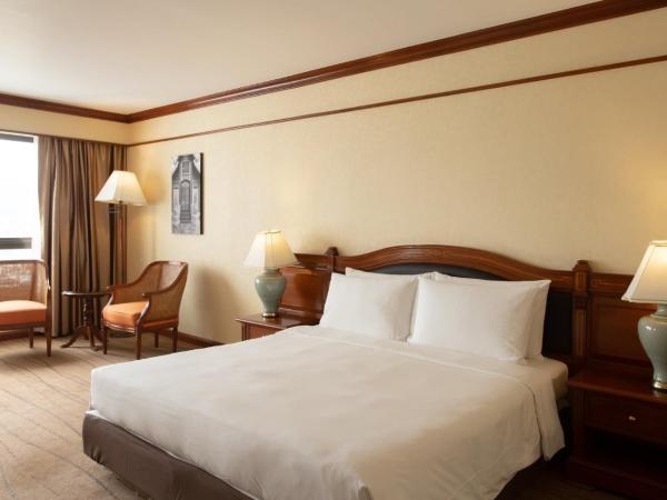 Centara Riverside Hotel Chiang Mai : photo 7 de la chambre chambre lit king-size premier