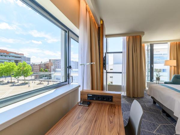 Crowne Plaza Maastricht, an IHG Hotel : photo 7 de la chambre chambre lit king-size premium