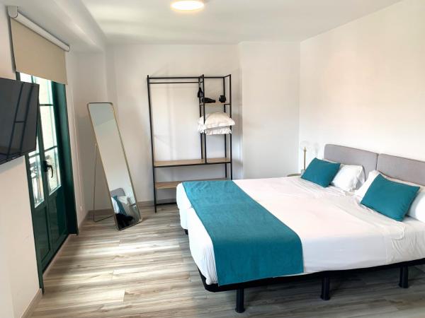 Hotel Pombal Rooms : photo 2 de la chambre chambre double ou lits jumeaux - vue sur ville