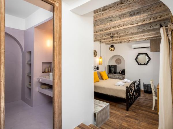 4U Rhodes : photo 3 de la chambre chambre double avec terrasse