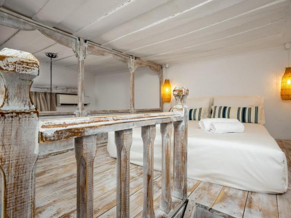 4U Rhodes : photo 6 de la chambre chambre de luxe avec terrasse