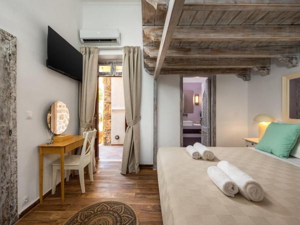 4U Rhodes : photo 7 de la chambre chambre de luxe avec terrasse