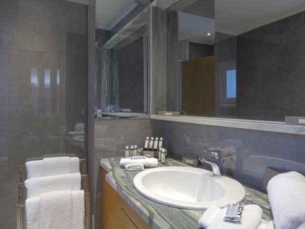 Corfu Holiday Palace : photo 5 de la chambre kalotheatis two-bedroom bungalow sea view