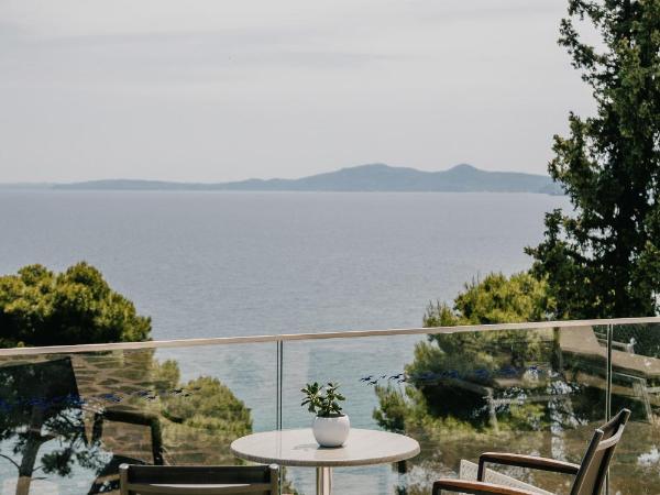 Corfu Holiday Palace : photo 5 de la chambre superior bungalow sea view with private pool