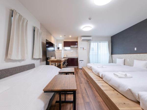 e-stay namba : photo 9 de la chambre chambre familiale