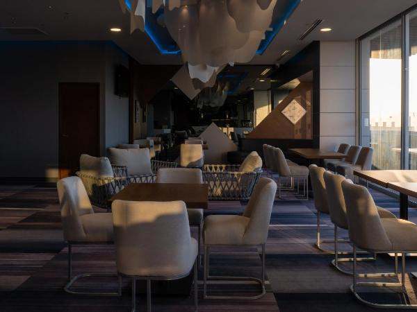 Sheraton Guadalajara Expo : photo 3 de la chambre suite junior lit king-size - vue sur ville