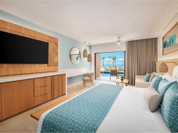 Dreams Estrella del Mar Mazatlán Golf & Spa Resort : photo 2 de la chambre suite lit king-size junior avec accès direct à la piscine