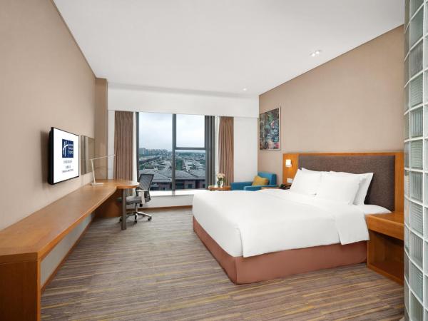 Holiday Inn Express Chengdu Airport Zone(Chengdu Shuangliu International Airport Branch), an IHG Hotel : photo 3 de la chambre chambre lit king-size standard - Étage supérieur