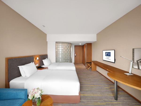 Holiday Inn Express Chengdu Airport Zone(Chengdu Shuangliu International Airport Branch), an IHG Hotel : photo 1 de la chambre chambre lits jumeaux standard