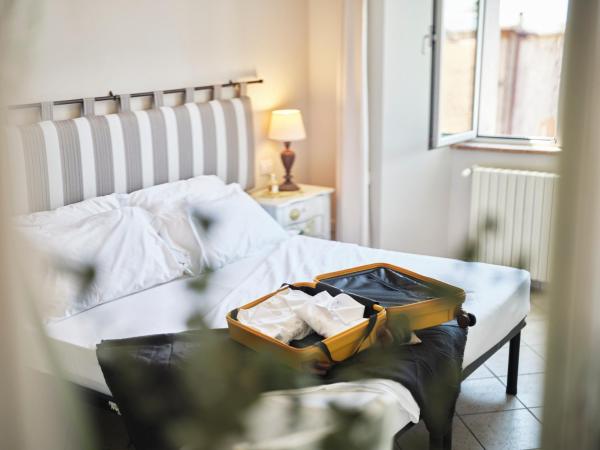 I Terzi Di Siena - Rooms Only : photo 3 de la chambre chambre double ou lits jumeaux supérieure