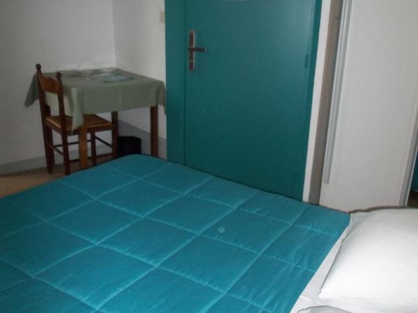 Hôtel de la Grotte : photo 5 de la chambre chambre double standard